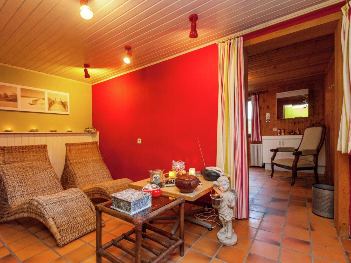 Charming Holiday Home In Malmedy With Sauna 部屋 写真
