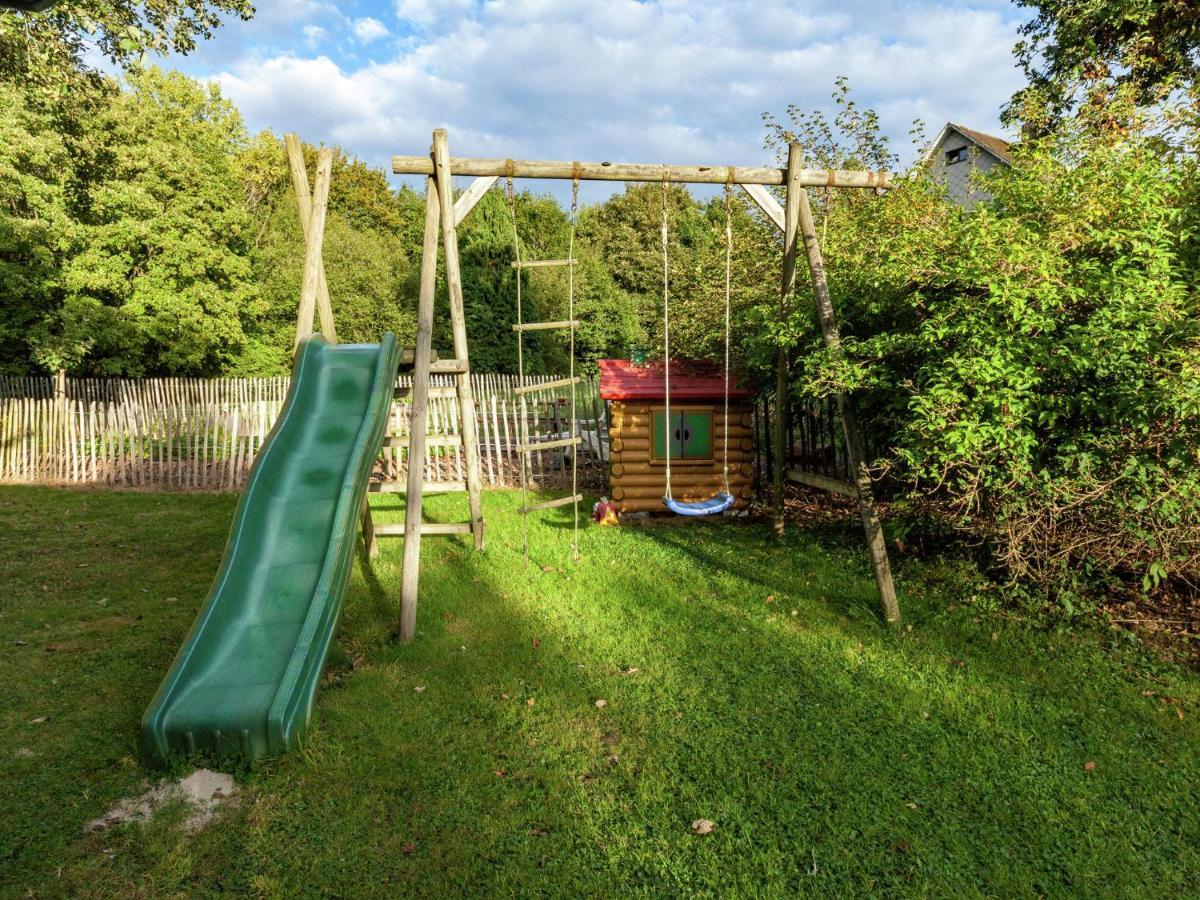 Charming Holiday Home In Malmedy With Sauna 部屋 写真