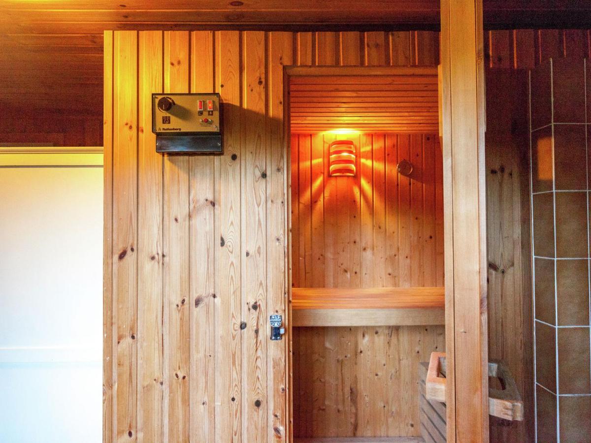 Charming Holiday Home In Malmedy With Sauna エクステリア 写真